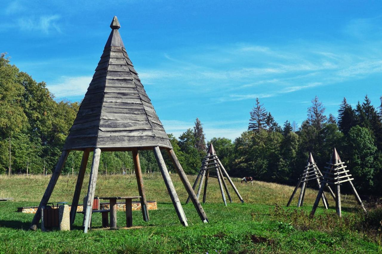 Chatová osada Na Skalkách Nový Jičín Exterior foto